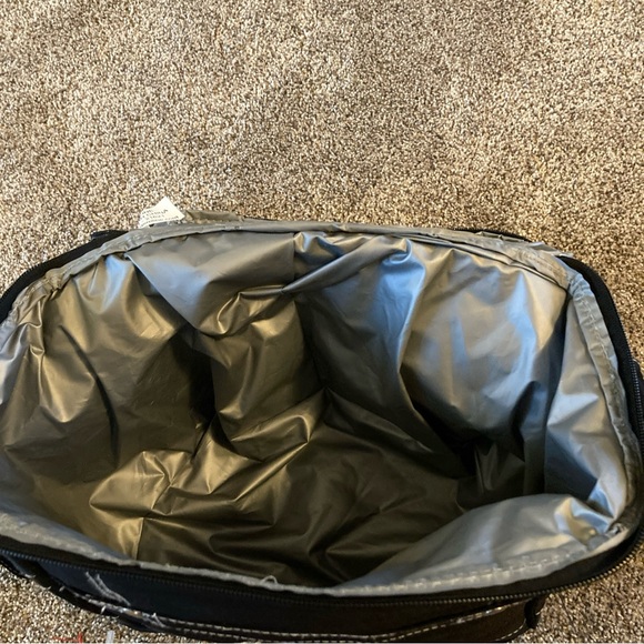 Gemline Insulated  Beverage  Cooler  Bag 12 “ Black Monogrammed  “D” NWOT - Picture 2 of 5